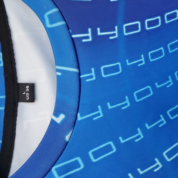 🌷Whirlpool long sleeve top with 3d wormhole print - Picture 4 of 5